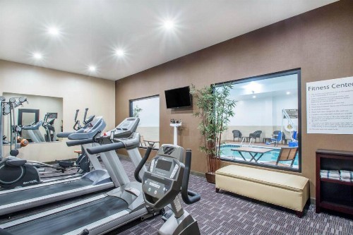 Holiday Inn Express & Suites - Albany Airport - Wolf Road an IHG Hotel - image 10