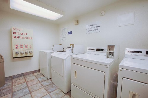 Motel 6-Albany NY - image 19