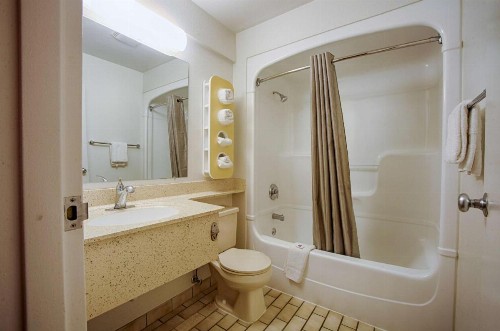 Motel 6-Albany NY - image 31