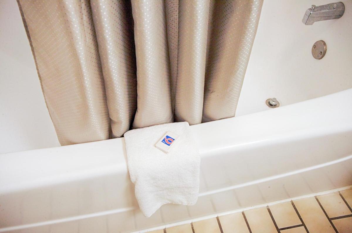 Motel 6-Albany NY - image 7
