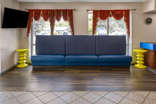 Days Inn & Suites by Wyndham Albany - image 11