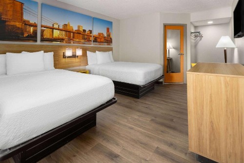 Days Inn & Suites by Wyndham Albany - image 14