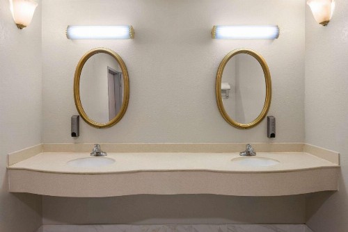 Days Inn & Suites by Wyndham Albany - image 20