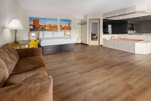 Days Inn & Suites by Wyndham Albany - image 24