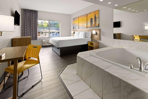 Days Inn & Suites by Wyndham Albany - image 26