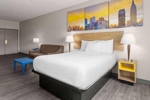 Days Inn & Suites by Wyndham Albany - image 28