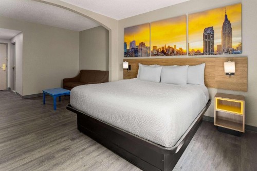 Days Inn & Suites by Wyndham Albany - image 37