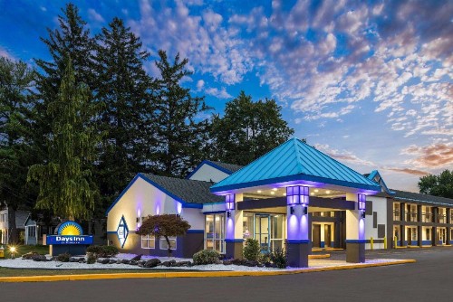 Days Inn & Suites by Wyndham Albany - image 8