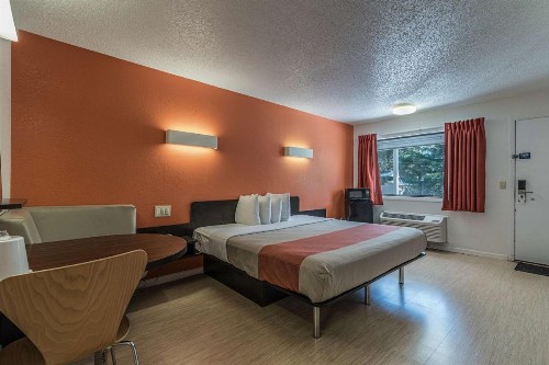 Motel 6-Albany NY - Airport - image 3