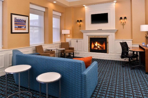 Fairfield Inn & Suites by Marriott Albany Downtown - image 16