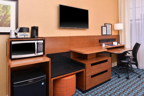 Fairfield Inn & Suites by Marriott Albany Downtown - image 17