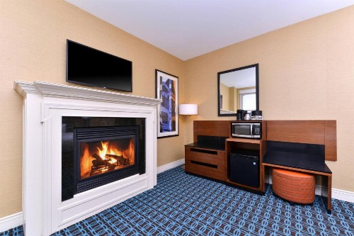 Fairfield Inn & Suites by Marriott Albany Downtown - image 7