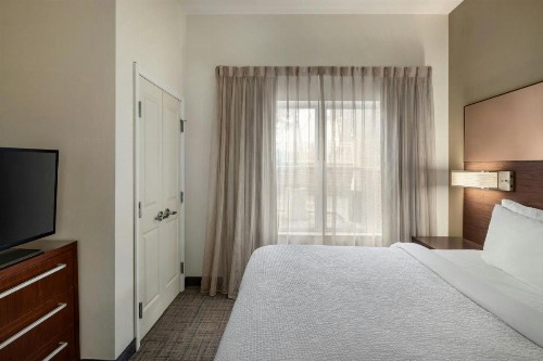 Residence Inn by Marriott Albany Washington Avenue - image 28