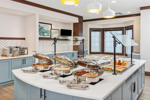 Staybridge Suites Albany Wolf Rd-Colonie Center - image 13