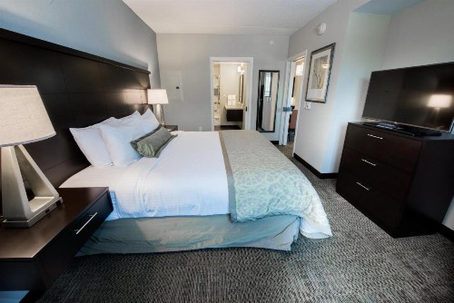 Staybridge Suites Albany Wolf Rd-Colonie Center - image 47