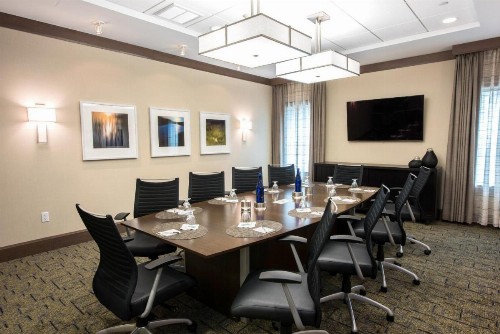 Staybridge Suites Albany Wolf Rd-Colonie Center - image 7