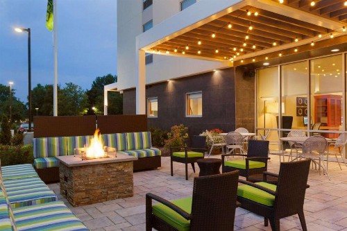 Home2 Suites by Hilton Albany Airport/Wolf Rd - image 3