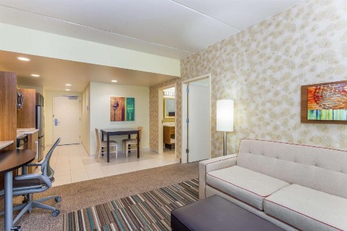 Home2 Suites by Hilton Albany Airport/Wolf Rd - image 38