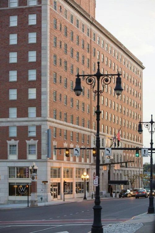 Renaissance Albany Hotel - image 19