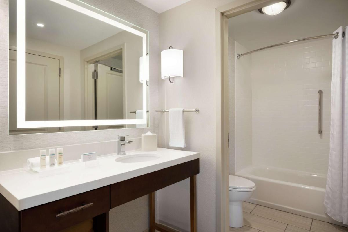 Homewood Suites by Hilton Albany Crossgates Mall - image 6