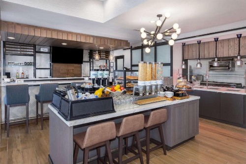 Hilton Garden Inn Albuquerque/Journal Center - image 19