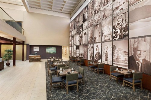 DoubleTree by Hilton Downtown Albuquerque - image 12