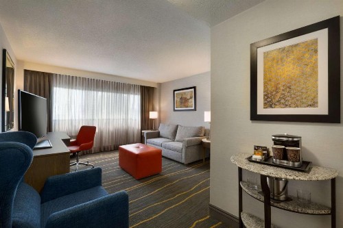 DoubleTree by Hilton Downtown Albuquerque - image 29