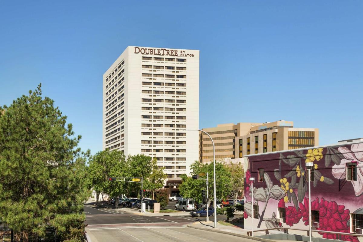 DoubleTree by Hilton Downtown Albuquerque - image 4