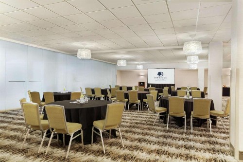 DoubleTree by Hilton Downtown Albuquerque - image 41