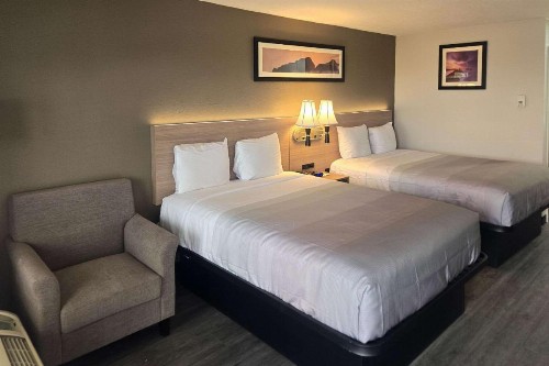 Super 8 by Wyndham Albuquerque Airport - image 7