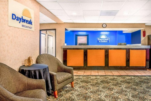 Days Inn & Suites by Wyndham Albuquerque North - image 11