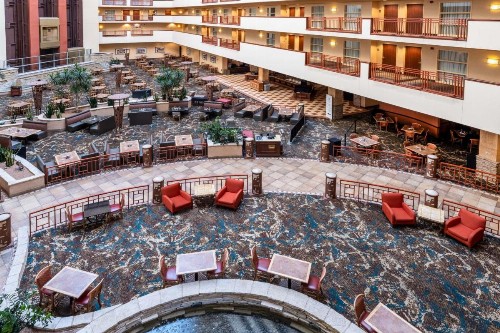 Embassy Suites by Hilton Albuquerque - image 29