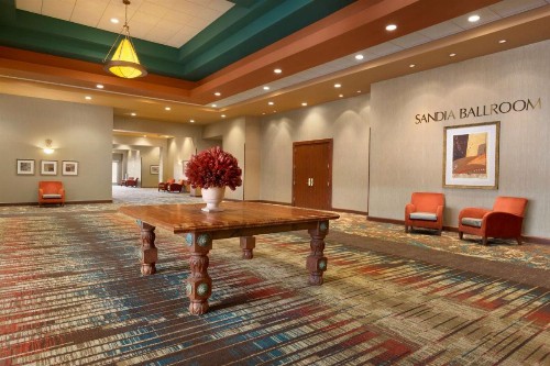 Embassy Suites by Hilton Albuquerque - image 41