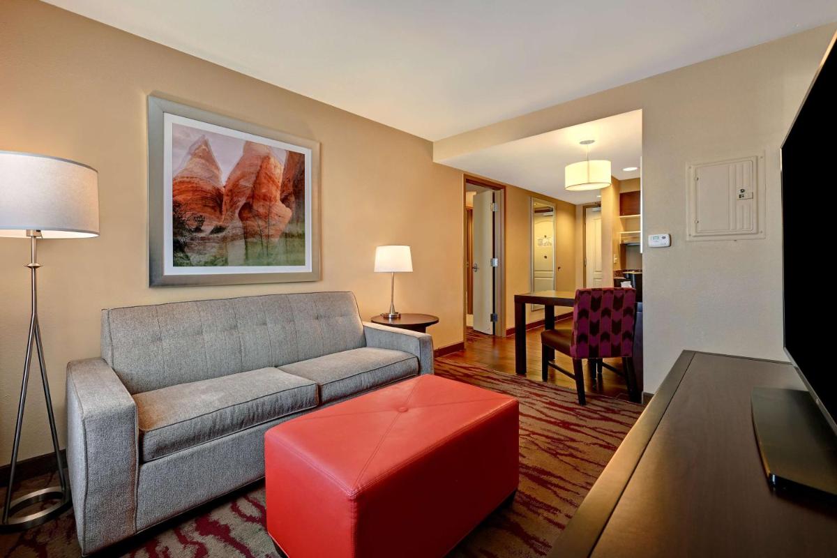 Homewood Suites by Hilton Albuquerque Airport - image 3