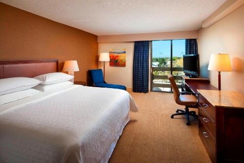 Sheraton Albuquerque Uptown - image 20