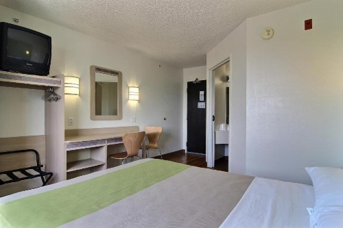 Motel 6-Albuquerque NM - North - image 28