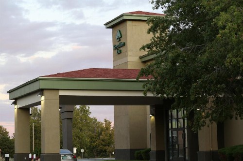 GreenTree Inn Albuquerque North I-25 - image 15