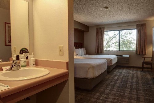 GreenTree Inn Albuquerque North I-25 - image 18