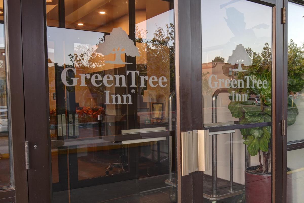 GreenTree Inn Albuquerque North I-25 - image 7