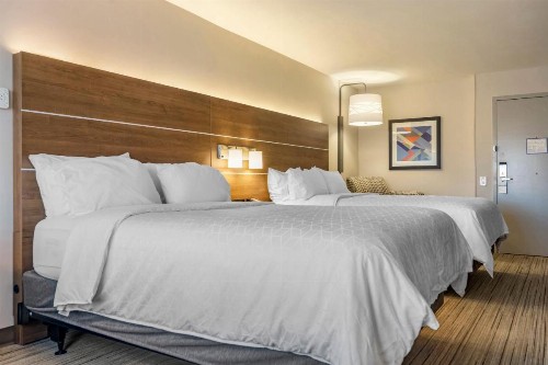Holiday Inn Express Hotel & Suites Albuquerque Midtown an IHG Hotel - image 13