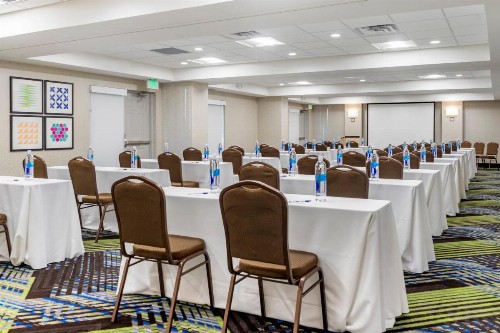 Holiday Inn Express Hotel & Suites Albuquerque Midtown an IHG Hotel - image 14