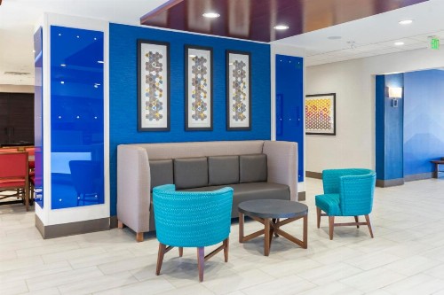 Holiday Inn Express Hotel & Suites Albuquerque Midtown an IHG Hotel - image 17