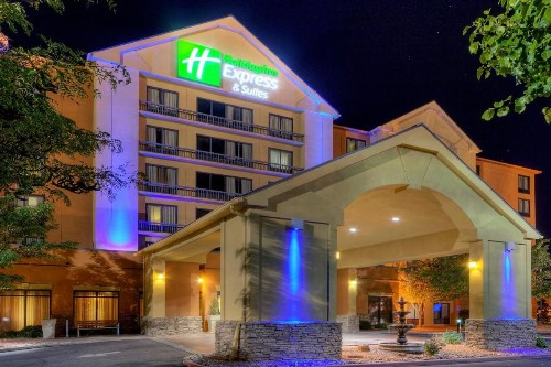 Holiday Inn Express Hotel & Suites Albuquerque Midtown an IHG Hotel - image 20