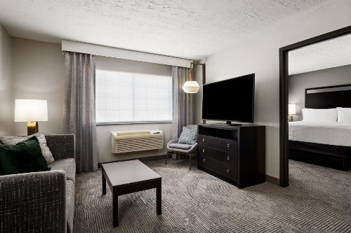 Holiday Inn Hotel & Suites Albuquerque Airport an IHG Hotel - image 16