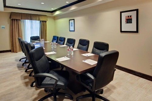 Holiday Inn Express Hotel & Suites Albuquerque Airport an IHG Hotel - image 5