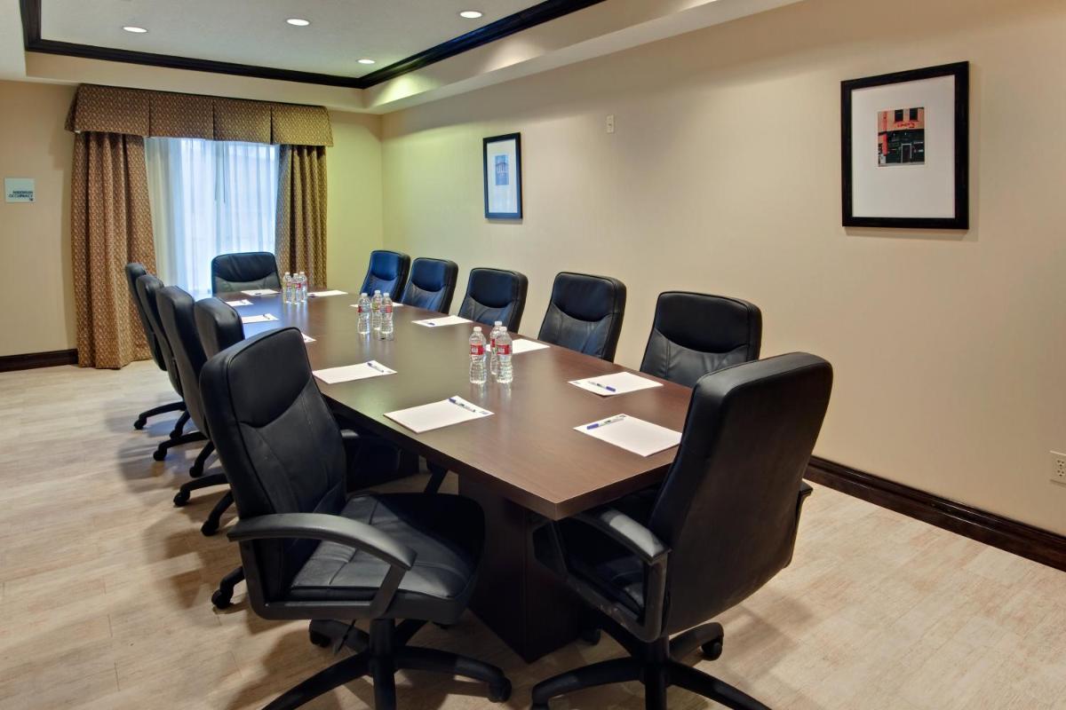 Holiday Inn Express Hotel & Suites Albuquerque Airport an IHG Hotel - image 5