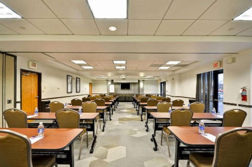 Hyatt Place Albuquerque Uptown - image 14
