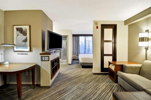 Hyatt Place Albuquerque Uptown - image 20
