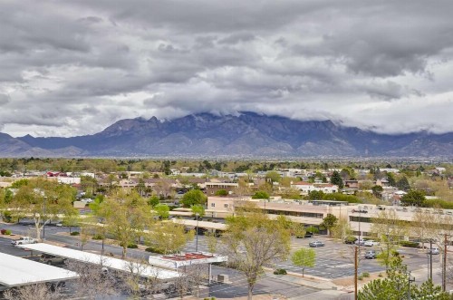 Hyatt Place Albuquerque Uptown - image 32