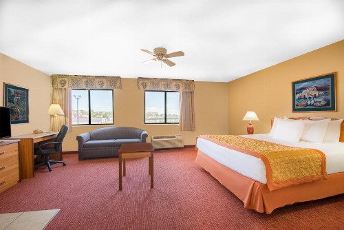 Hawthorn Suites by Wyndham Albuquerque - image 15